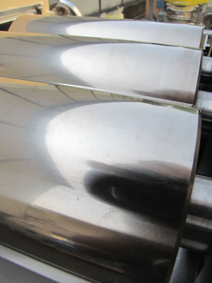 三本<br>ロールミル