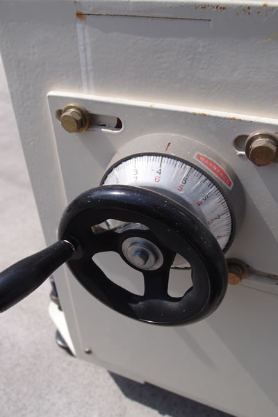 セラミック<br>三本<br>ロールミル