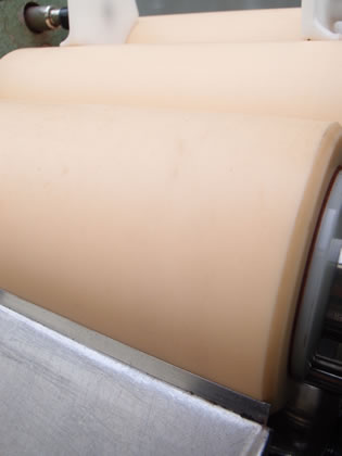 セラミック<br>小型<br>テスト機<br>三本ロール