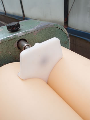 セラミック<br>小型<br>テスト機<br>三本ロール