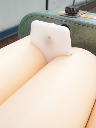 セラミック<br>小型<br>テスト機<br>三本ロール