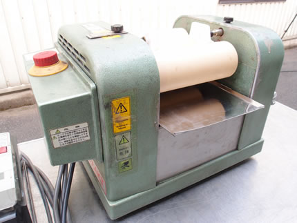 セラミック<br>小型<br>テスト機<br>三本ロール