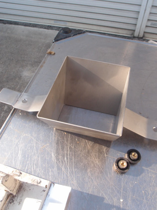 卓上型<br>三本<br>ロールミル