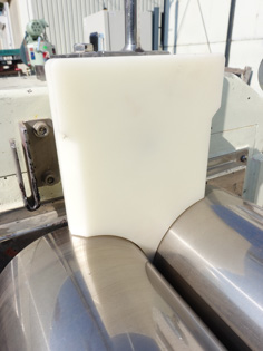 三本<br>ロールミル