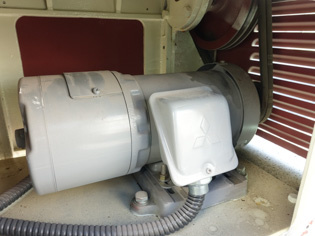 三本<br>ロールミル