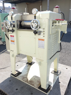 三本<br>ロールミル