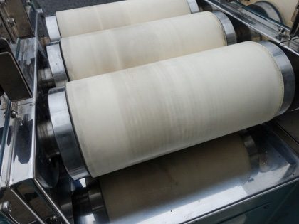 アルミナセラミック<br>3本ロールミル