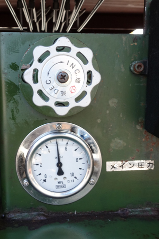 セラミック<br>3本ロール<br><br>新品ロール<br>付属<br>