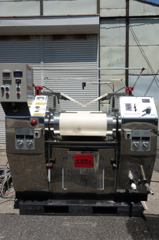 セラミック<br>3本ロール<br><br>新品ロール<br>付属<br>