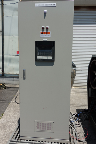 セラミック<br>3本ロール<br><br>新品ロール<br>付属<br>