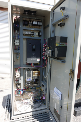 セラミック<br>3本ロール<br><br>新品ロール<br>付属<br>