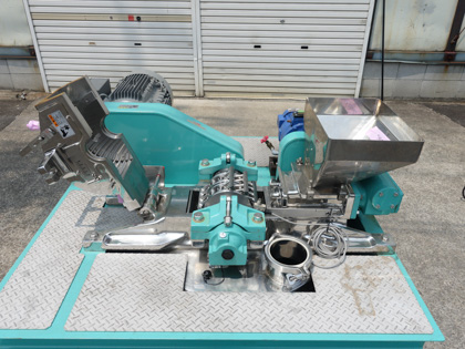 大型微粉砕機<br>アトマイザー