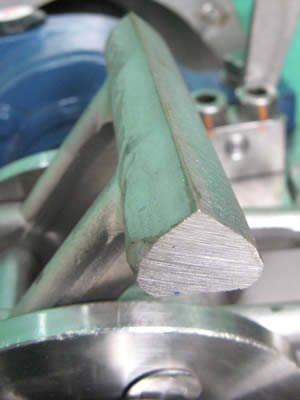 ミクロ<br>パルペライザ<br>微粉砕機