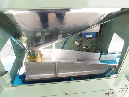 錠剤全数<br>検査機<br><br>錠剤目視<br>検査機