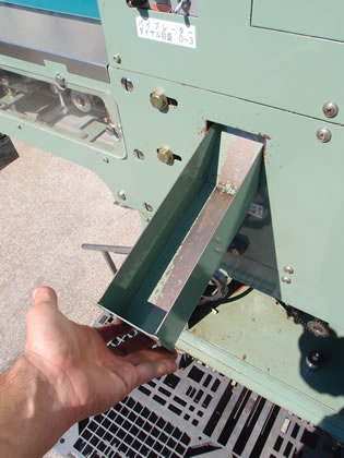 錠剤全数<br>検査機<br><br>錠剤目視<br>検査機