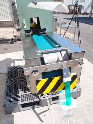 錠剤全数<br>検査機<br><br>錠剤目視<br>検査機