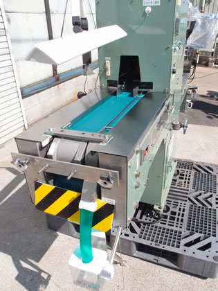 錠剤全数<br>検査機<br><br>錠剤目視<br>検査機