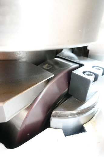 ロータリー式<br>打錠機