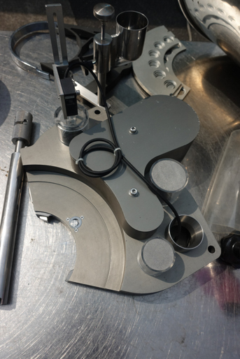 ロータリー式<br>打錠機