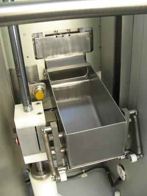 錠剤輸送<br>バケットコンベア