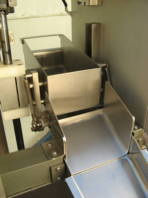 錠剤輸送<br>バケットコンベア