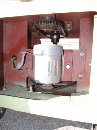 角形遊動<br>ふるい機<br><br>ジャイロ<br>シフター