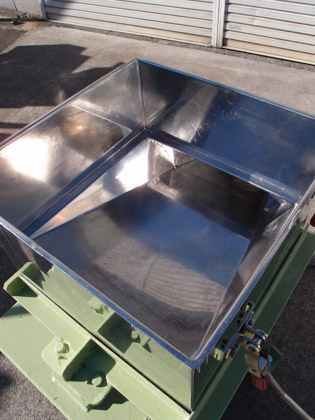 角形遊動<br>ふるい機<br><br>ジャイロ<br>シフター