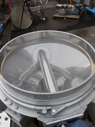 カートリッジ式<br>直下型<br>振動ふるい機