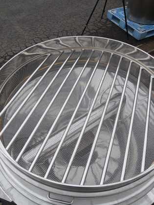 カートリッジ式<br>直下型<br>振動ふるい機