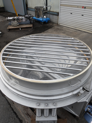 カートリッジ式<br>直下型<br>振動ふるい機