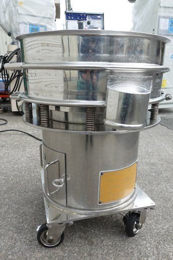 円形<br>振動ふるい