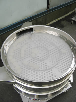 円形振動<br>ふるい