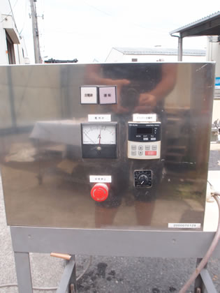 グラニュ<br>マスター<br><br>横押出し<br>造粒装置