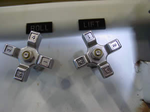 ローラー<br>コンパクター