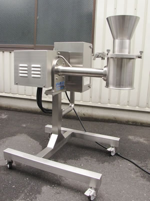 ＱＵＡＤＲＯ<br>コーミル<br>