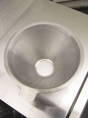 ＱＵＡＤＲＯ<br>コーミル<br>