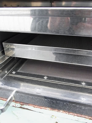 箱型棚段式<br>熱風乾燥機