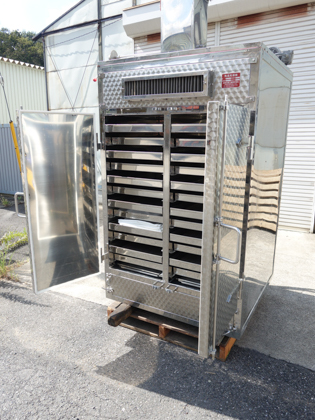 外観ステンレス仕様<br>箱型棚段式熱風乾燥機<br>(3号機)