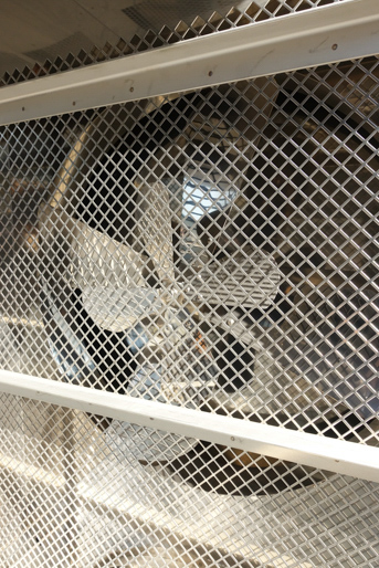 大型箱型<br>熱風乾燥機