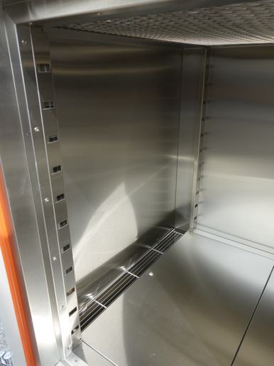 爆発放散口<br>(ベント)付き<br>箱型棚段式<br>熱風乾燥機<br><br>