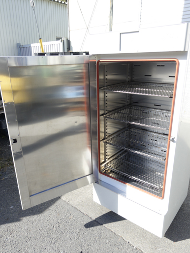 送風定温恒温器<br><br>乾燥機