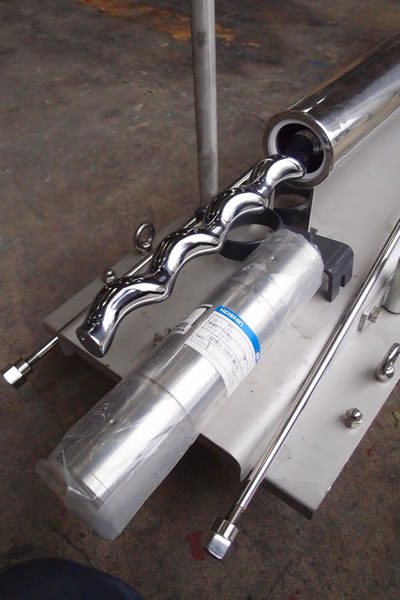 未使用品<br>モーノ<br>ポンプ<br><br>スネーク<br>ポンプ