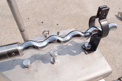 モーノ<br>ポンプ<br><br>スネーク<br>ポンプ