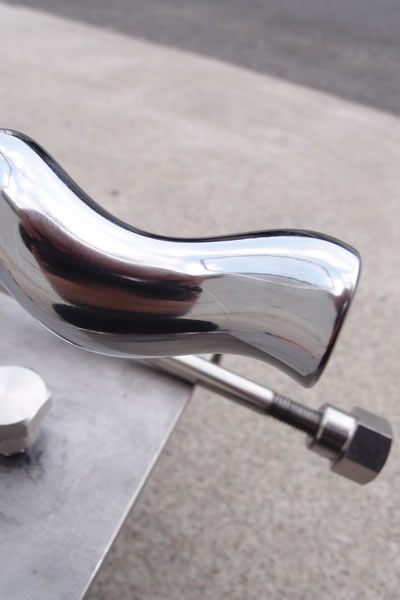 モーノ<br>ポンプ<br><br>スネーク<br>ポンプ