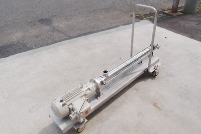 モーノ<br>ポンプ<br><br>スネーク<br>ポンプ