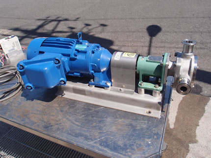 インバータ<br>付き<br><br>ラジアル<br>ベーン<br>ポンプ