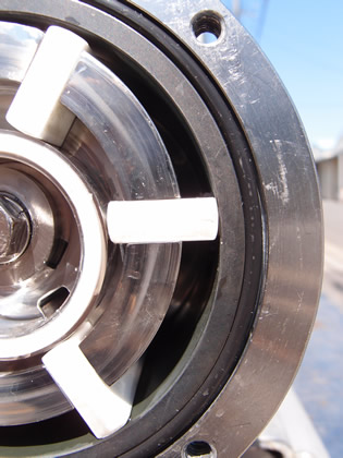 インバータ<br>付き<br><br>ラジアル<br>ベーン<br>ポンプ