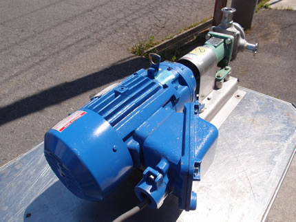 インバータ<br>付き<br><br>ラジアル<br>ベーン<br>ポンプ