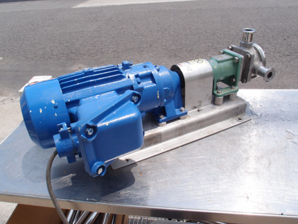 インバータ<br>付き<br><br>ラジアル<br>ベーン<br>ポンプ