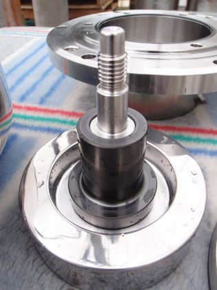 シールレス<br>マグネット式<br>ポンプ